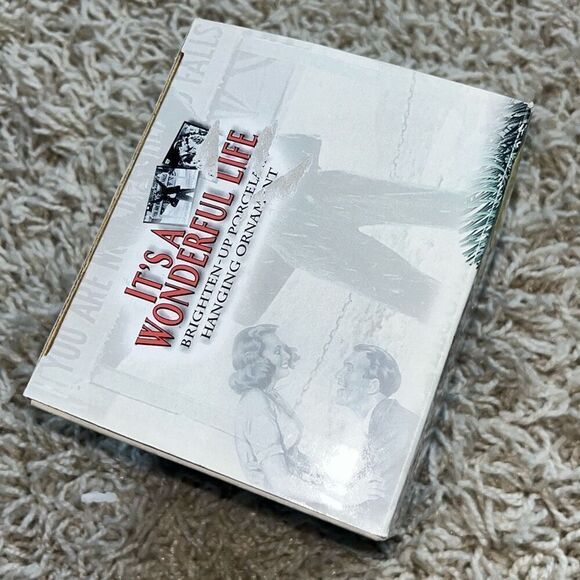 It’s A Wonderful Life Gower Drugs Enesco Brighten Up Porcelain Ornament 2002 - Picture 6 of 16